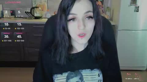 Lina 3  1715622743 online show from 1, 10, 2025