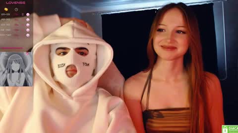 Snapshot of linaandliam chatting on 4, 2, 2025 linaandliam online show from 4, 2, 2025