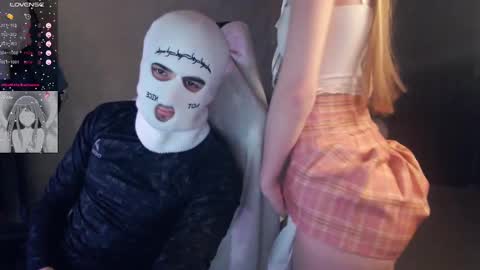 Snapshot of linaandliam chatting on 7, 3, 2025 linaandliam online show from 7, 3, 2025