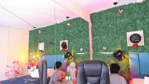 Lina  online show from 1, 12, 2025