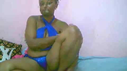 Snapshot of linah1123 chatting on 28, 9, 2025 linah1123 online show from 28, 9, 2025