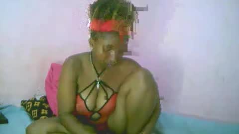 Snapshot of linah1123 chatting on 1, 10, 2025 linah1123 online show from 1, 10, 2025
