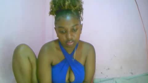 Snapshot of linah1123 chatting on 17, 10, 2025 linah1123 online show from 17, 10, 2025