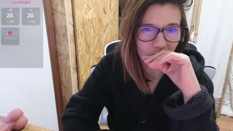 Snapshot of linalou4thanks chatting on 8, 12, 2024 Lina online show from 8, 12, 2024