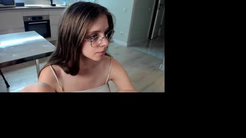 Snapshot of linashy_ chatting on 26, 9, 2025 Lina online show from 26, 9, 2025
