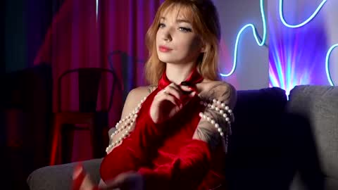 Snapshot of linavelle chatting on 1, 5, 2026 LinaVelle online show from 1, 5, 2026