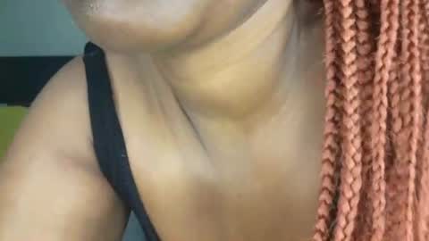 Snapshot of linda5298 chatting on 19, 6, 2026 linda5298 online show from 19, 6, 2026