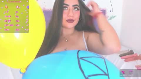 Snapshot of linda_jay_ chatting on 8, 11, 2025 Linda online show from 8, 11, 2025