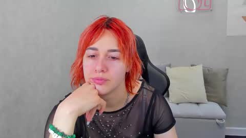 Snapshot of linda_jonys chatting on 5, 12, 2025 Linda online show from 5, 12, 2025