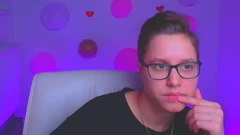 Linda online show from 23, 2, 2025