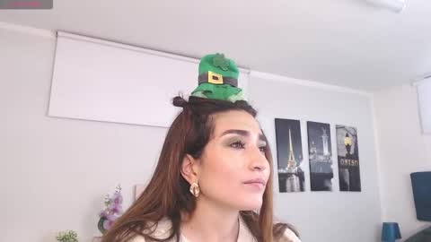 Maria Paula online show from 17, 3, 2026