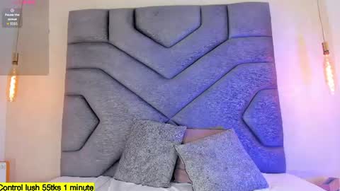 Snapshot of linda_saenz1 chatting on 6, 7, 2026 Linda Saenz online show from 6, 7, 2026