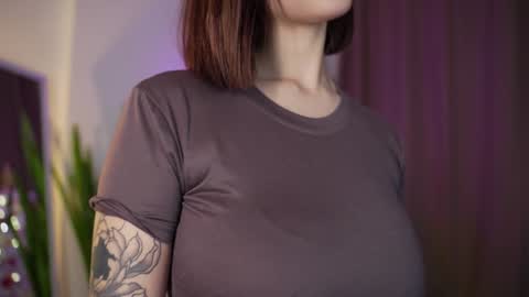 Snapshot of linda_warners chatting on 17, 12, 2024 Call me Linda online show from 17, 12, 2024