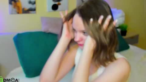 My real name is Olivia online show from 27, 3, 2026