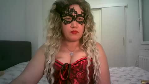 Snapshot of lindaxsmile chatting on 7, 3, 2025 LindaXSmile online show from 7, 3, 2025