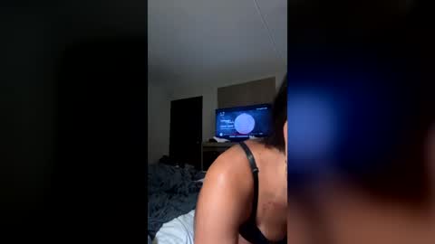 lingbabyy online show from 6, 7, 2026