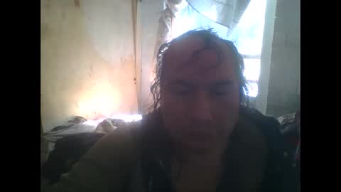 Snapshot of linseyyy chatting on 15, 11, 2025 belledelfyyy online show from 15, 11, 2025