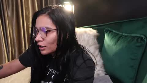 Snapshot of lireesa chatting on 1, 2, 2025 Lire online show from 1, 2, 2025