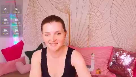 Snapshot of lisa__evans chatting on 9, 7, 2026 Lisa online show from 9, 7, 2026