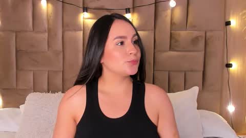 Lisa Baker online show from 7, 3, 2025