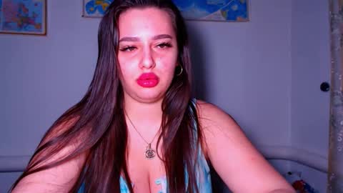 Snapshot of lisa_lady_golden chatting on 12, 11, 2025 lisa_lady_golden online show from 12, 11, 2025