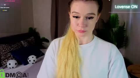 lisa_rabbit online show from 14, 7, 2026