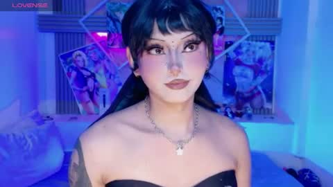 lisa_sparkleee online show from 10, 7, 2026