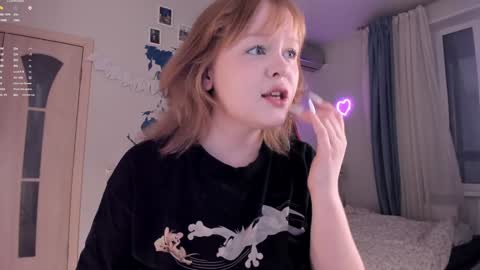 -Lisa- Help me to reach 100 thumbs up3 online show from 21, 12, 2024