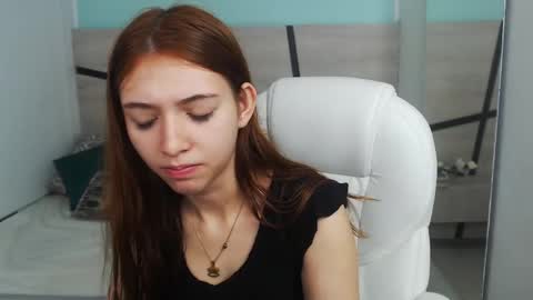 Liseth Fox online show from 8, 1, 2025