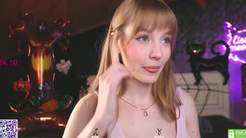 your Liza again. Next stream Dec. 1  at 2 or 3  GMT online show from 24, 10, 2025