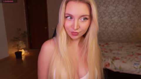 Snapshot of lissablush_ chatting on 10, 11, 2025 Lissa online show from 10, 11, 2025