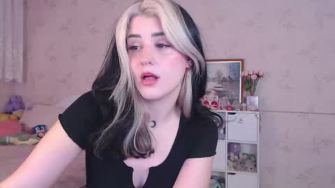 Alice Dont forget to thumbs up its very important  online show from 12, 3, 2026