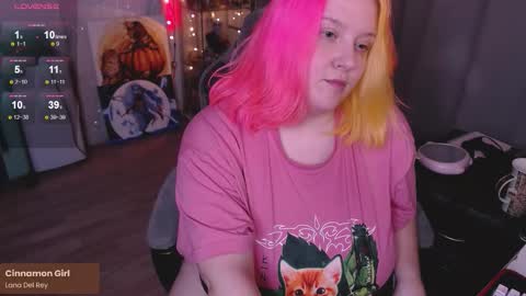 Snapshot of lissamuff chatting on 20, 11, 2025 Lissa online show from 20, 11, 2025