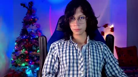 Snapshot of literateboy chatting on 21, 12, 2024 Literateboy online show from 21, 12, 2024
