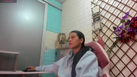 VANESSA online show from 26, 4, 2026