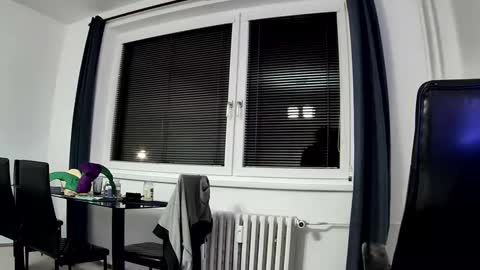 Snapshot of litlle_cockie chatting on 5, 1, 2025 Little Cockie online show from 5, 1, 2025