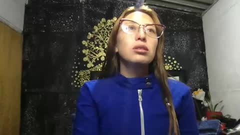 Diablita online show from 8, 3, 2026