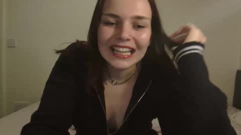 little_kinky_gal online show from 20, 10, 2025