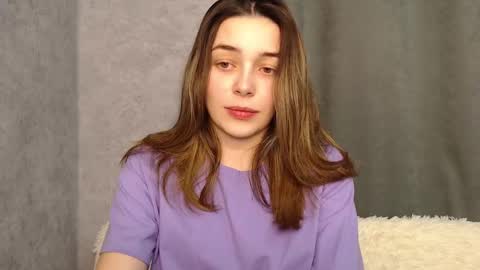 Snapshot of little_mia__ chatting on 23, 12, 2024 Mia   Im online every day 1530 PM in New York  2030 PM in London online show from 23, 12, 2024