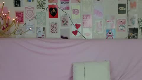 Snapshot of little_radiant_sun chatting on 5, 7, 2026 Kriss online show from 5, 7, 2026