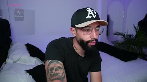 little_vannesaa online show from 25, 1, 2025