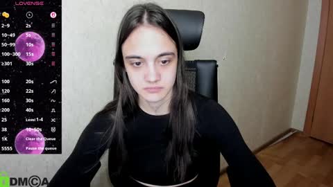 littleashleyy online show from 25, 3, 2026