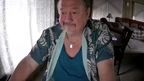 Snapshot of littled83057 chatting on 4, 2, 2025 Littled83057 online show from 4, 2, 2025