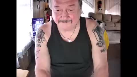 Snapshot of littled83057 chatting on 10, 10, 2025 Littled83057 online show from 10, 10, 2025