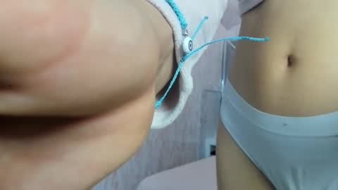 Snapshot of littlee_sweety chatting on 26, 2, 2026 April online show from 26, 2, 2026