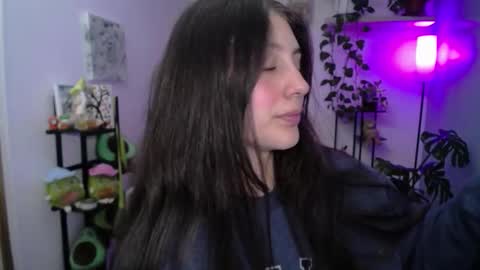 Snapshot of littlelaksmi chatting on 22, 10, 2025 Laksmi online show from 22, 10, 2025