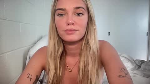 Marciabrady online show from 14, 2, 2025