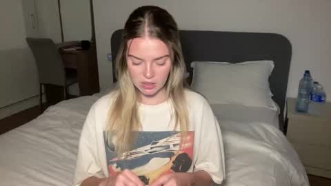 Marciabrady online show from 7, 11, 2025