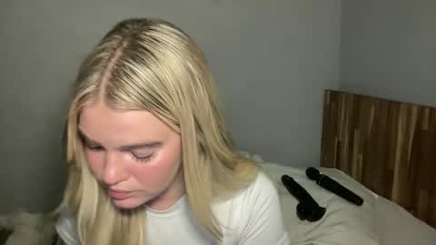 Snapshot of littlemaryjane19 chatting on 29, 3, 2026 Marciabrady online show from 29, 3, 2026