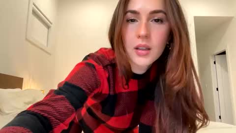 Snapshot of littlemissmia222 chatting on 23, 12, 2024 Mia online show from 23, 12, 2024